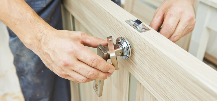 interior door repair St. Catharines