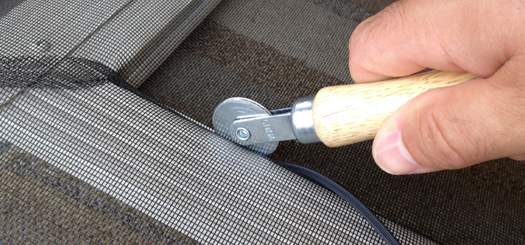 metal screen door repair in St. Catharines