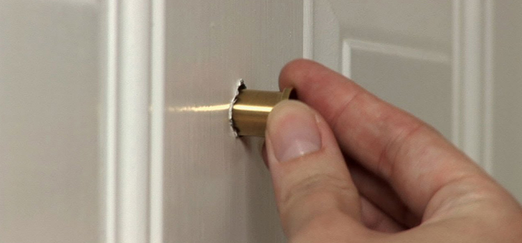 peephole door repair in St. Catharines