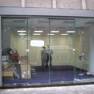 shop front door repair St. Catharines